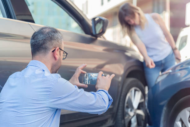 Professional Commercial Auto Insurance technician working in Woodworth, OH